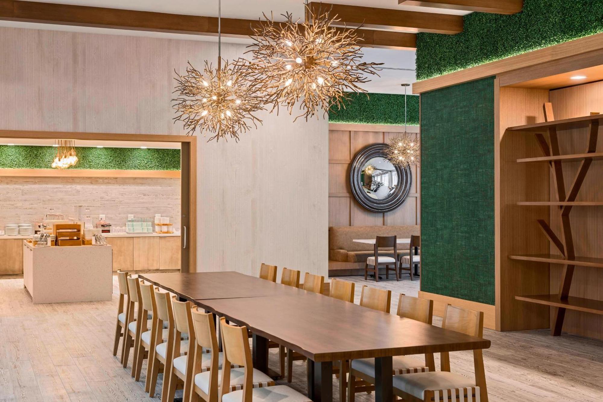 스프링힐 스위트 바이 메리어트 그린빌 다운타운 호텔 외부 사진